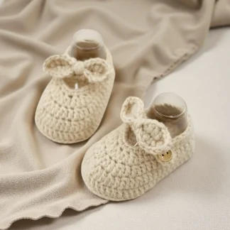 1 Pair Handmade Baby Booties, Crochet Knit Shoes with Bow Detail, Beige Color, Soft Infant Slippers