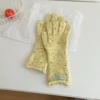 gloves-yellow