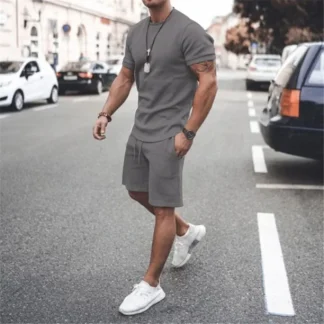 Solid Color Europe and The United States Men's 13 Color Summer New Short Sleeve Tshirt +Shorts 2pcs Set Leisure Sports Men Suit