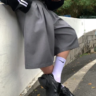 Mauroicardi Spring Summer Loose Casual Soft Grey Pleated Shorts for Men with High Waist Short Straight Pants Korean Clothes 2024