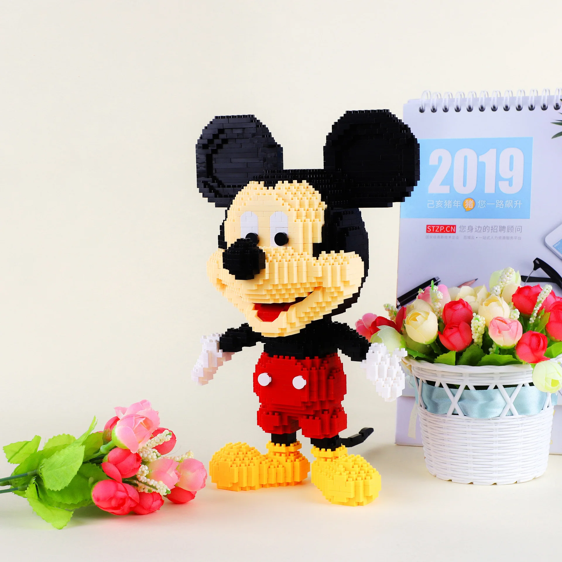Mickey Mouse Micro Building Blocks Disney Anime Diamond Minnie Donald Duck Mini Bricks Figure Toys For Birthday Gift - Image 4