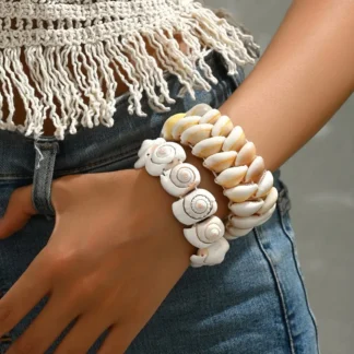 Hot-Selling Bohemian Natural Shell Bracelet - Elastic String, Natural Conch Beads, Perfect for Beach Getaways & Travel M471